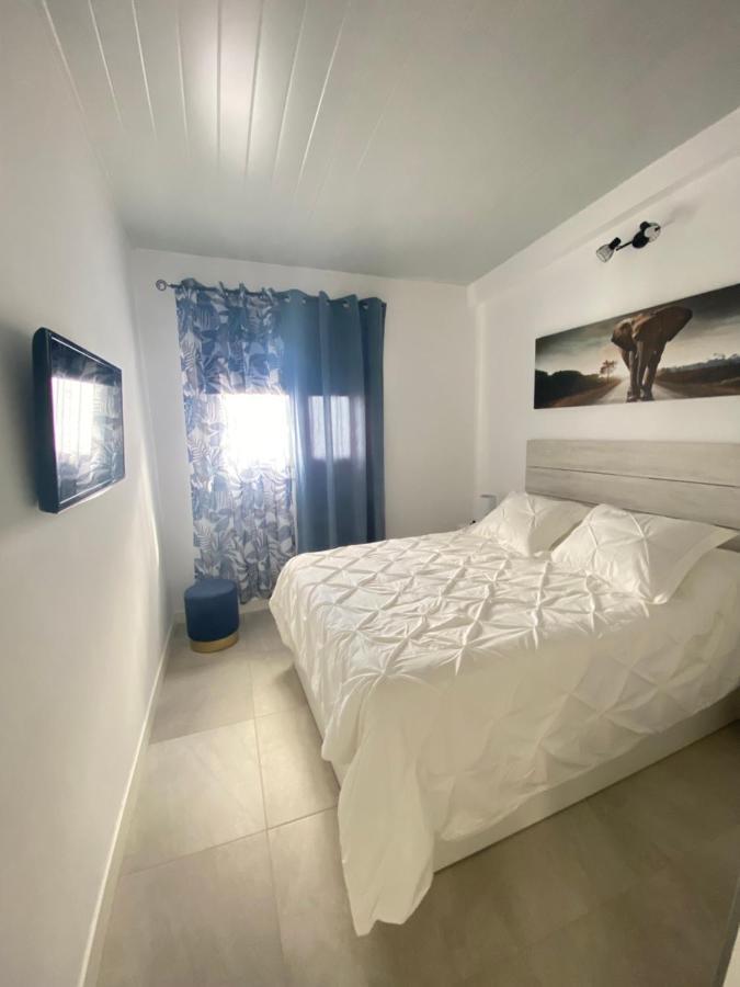 Residencial El Guaidil * Triquivijate